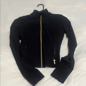 Lululemon define jacket cropped Black with Gold Zipper
